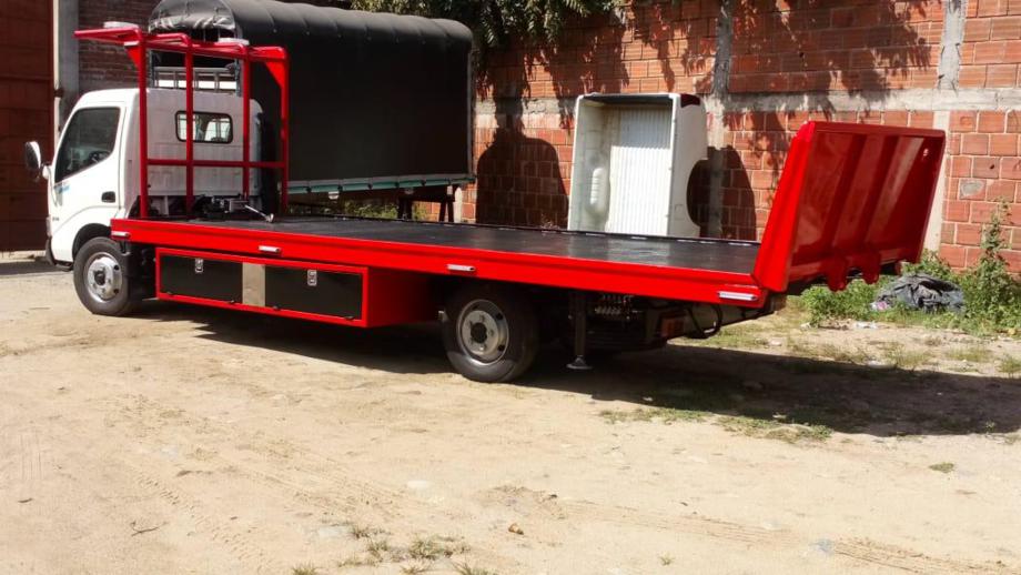 Transporte en tráiler planchón cama alta en La Asuncion, Nueva Esparta, Venezuela